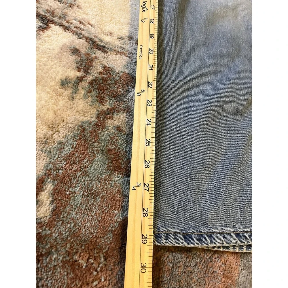 Vintage Levi's 505 Regular Fit Straight Leg Jeans‎ Size 32 X 29